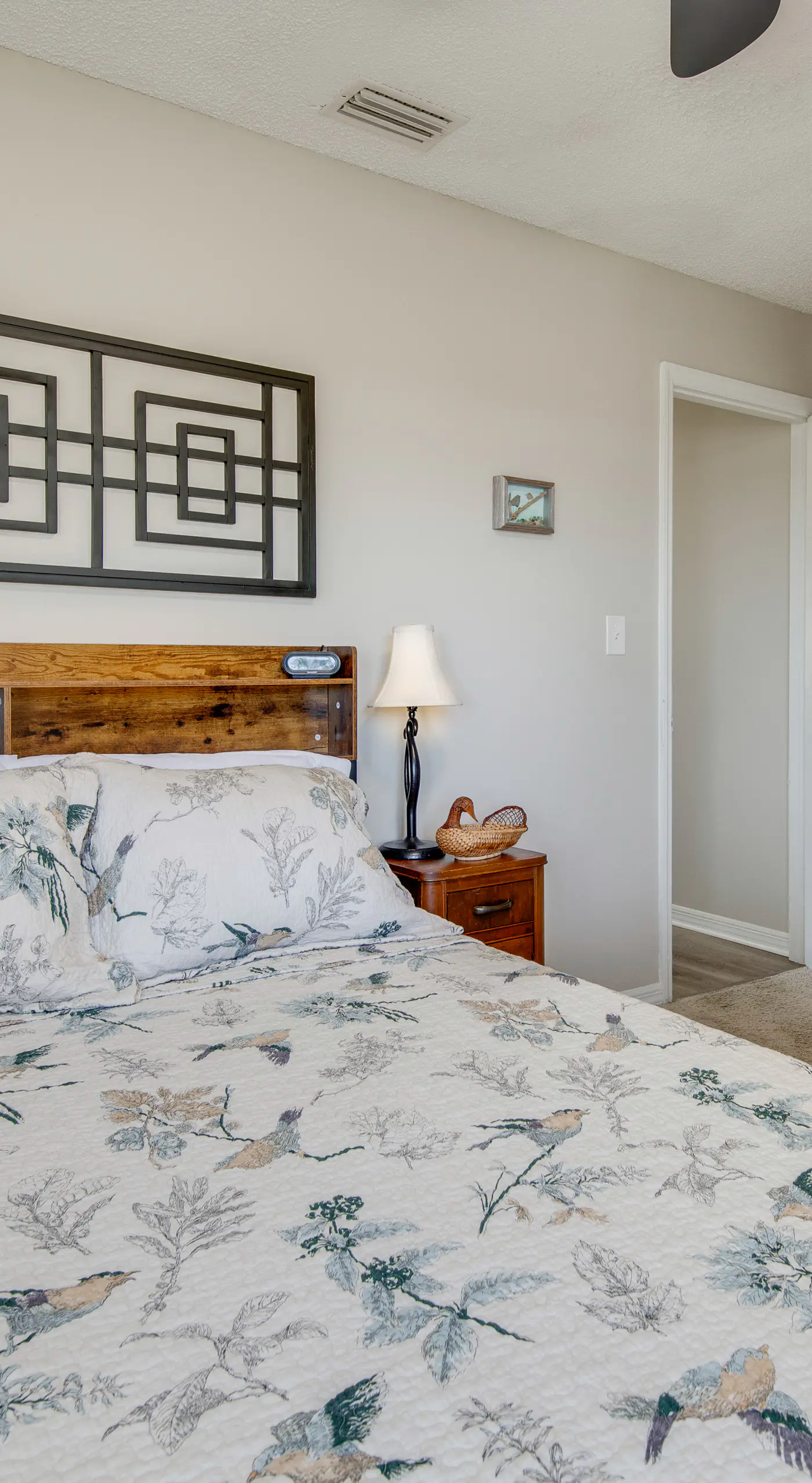Palm Bay Home w/ Fenced Yard: 10 Mi to Beach!
