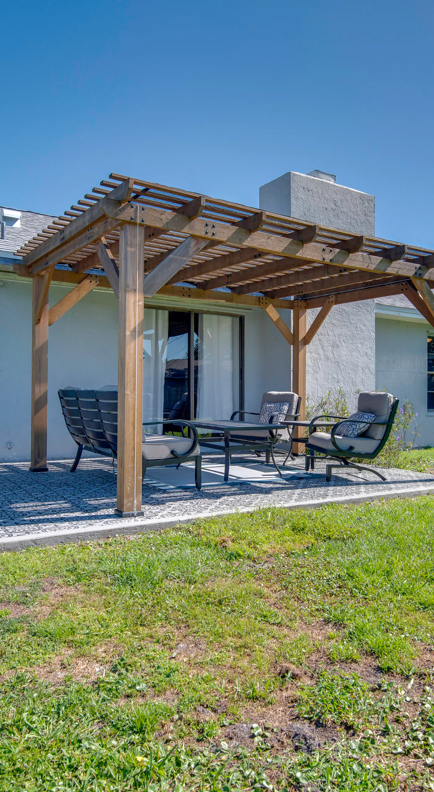 Palm Bay Home w/ Fenced Yard: 10 Mi to Beach!