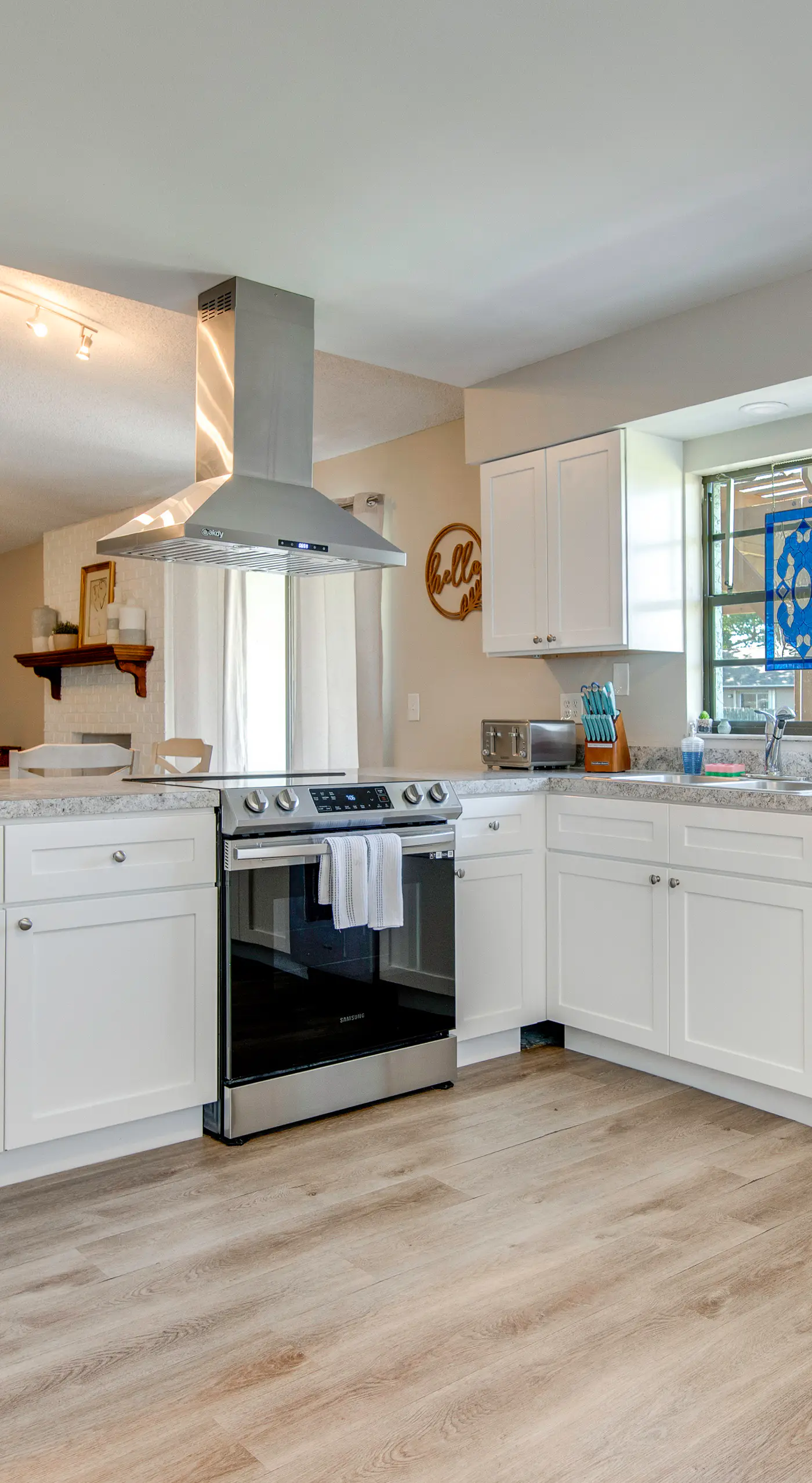 Palm Bay Home w/ Fenced Yard: 10 Mi to Beach!