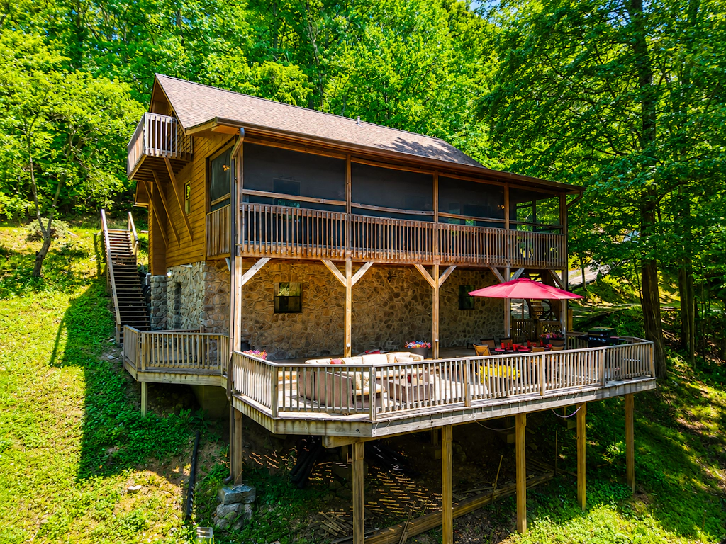 Bear Ridge Lodge