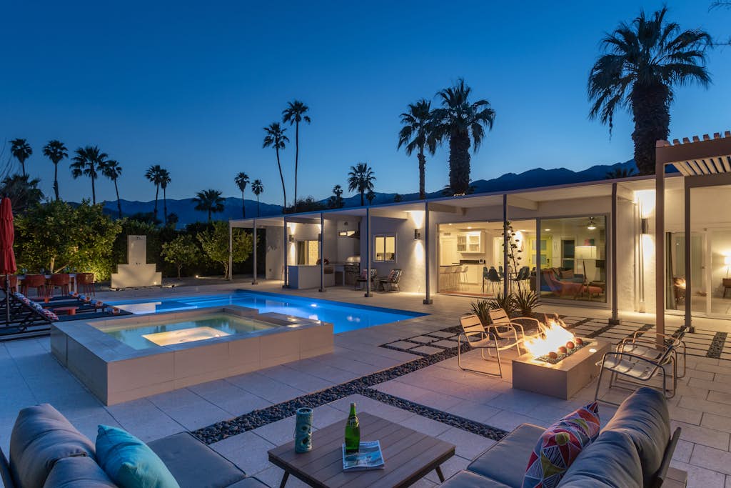 Lost Palms Oasis – Modern Palm Springs Luxury
