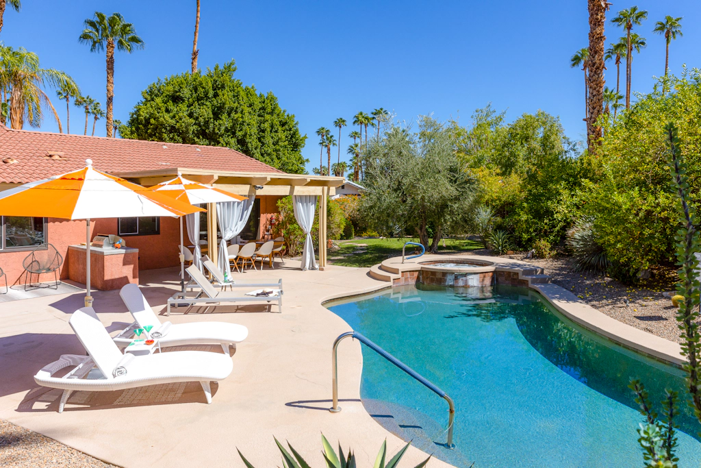 Modern Loma Vista