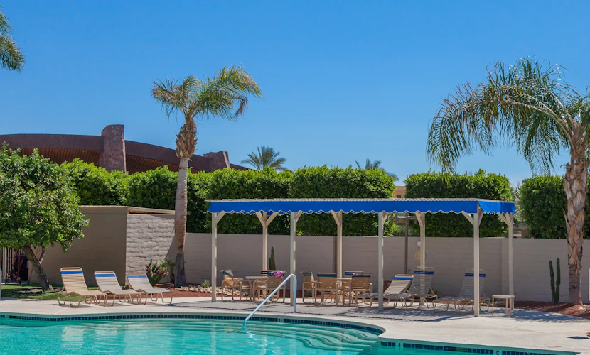 Downtown Winner – Heart of Palm Springs Condo