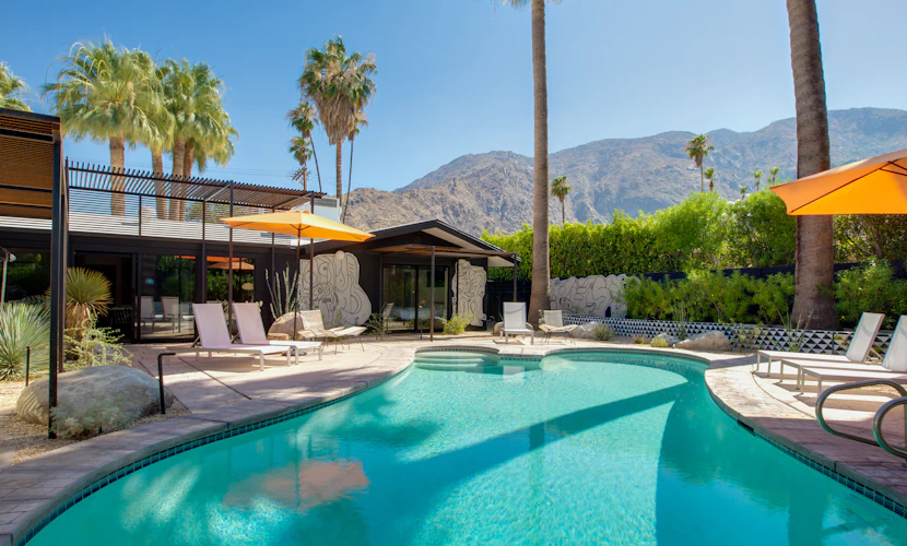 Mostero House at Old Las Palmas – Midcentury Luxury