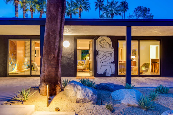 Mostero House at Old Las Palmas – Midcentury Luxury
