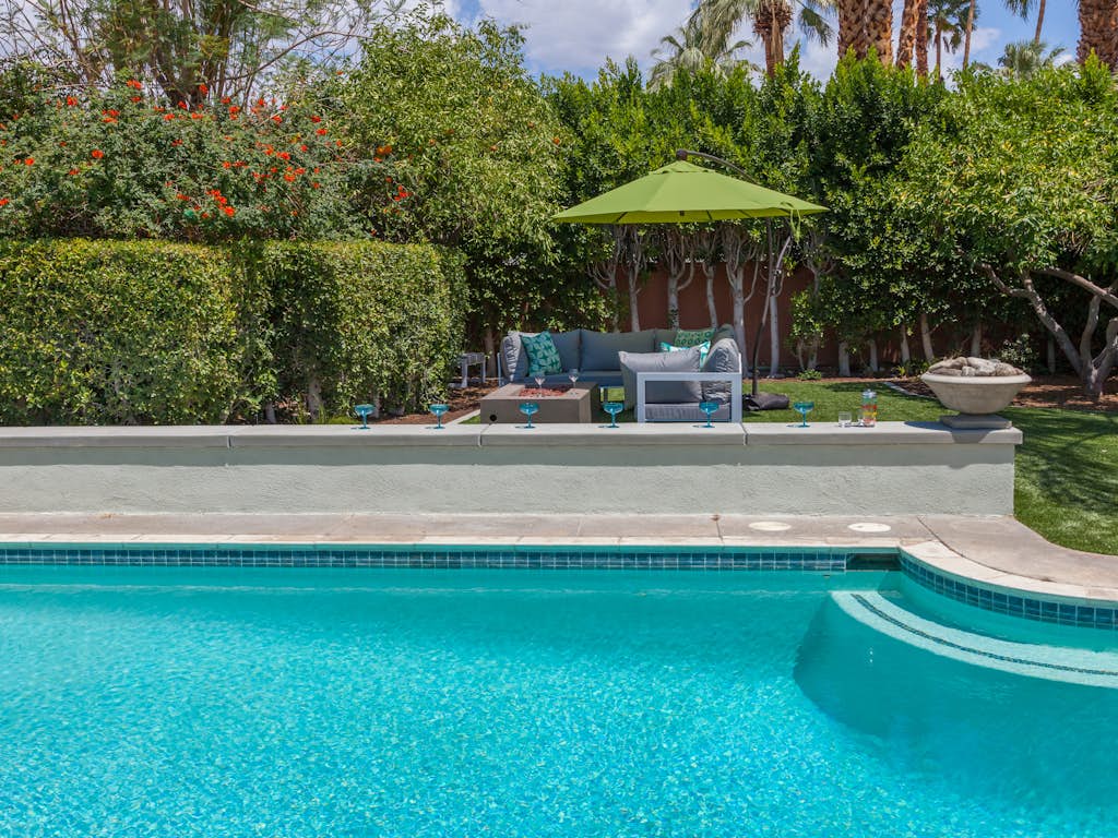 The Nest – Mid-Century Palm Springs Retreat