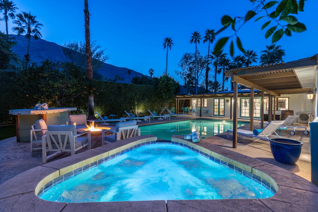 The Clever Cactus – Private Palm Springs Escape