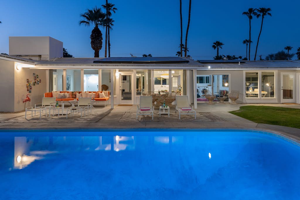 10 Palms - Palm Springs Pool Retreat