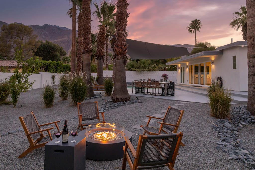 Eleven Palms – Mid-Century Modern Oasis