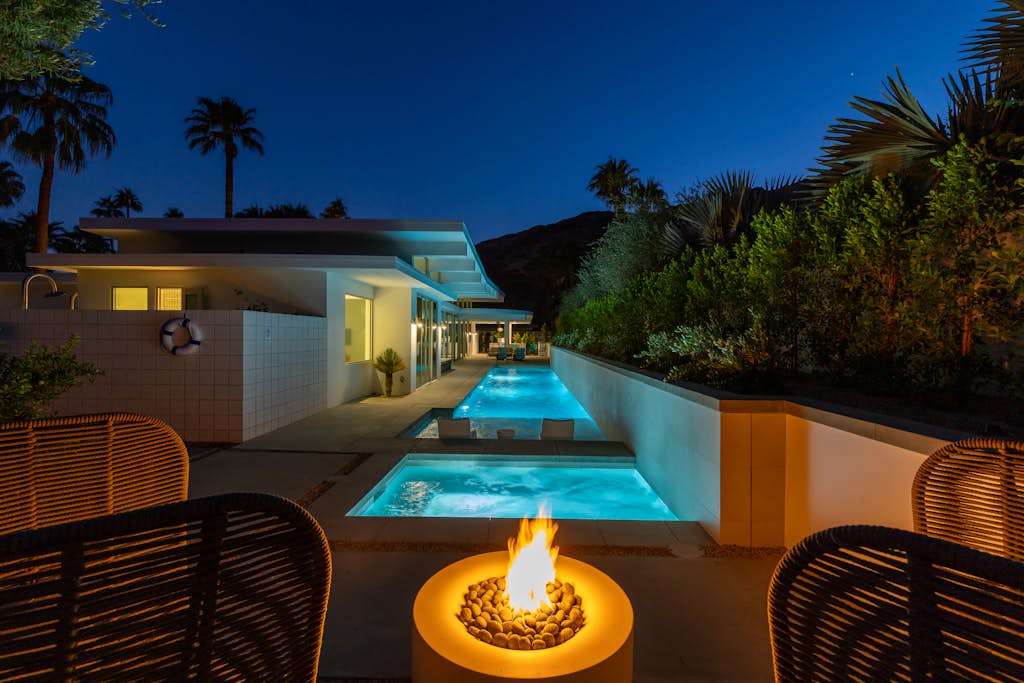 Webb House – Mid-Century Modern in Vista Las Palma