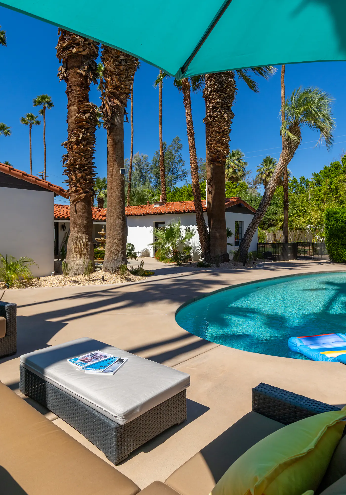 77 Palms