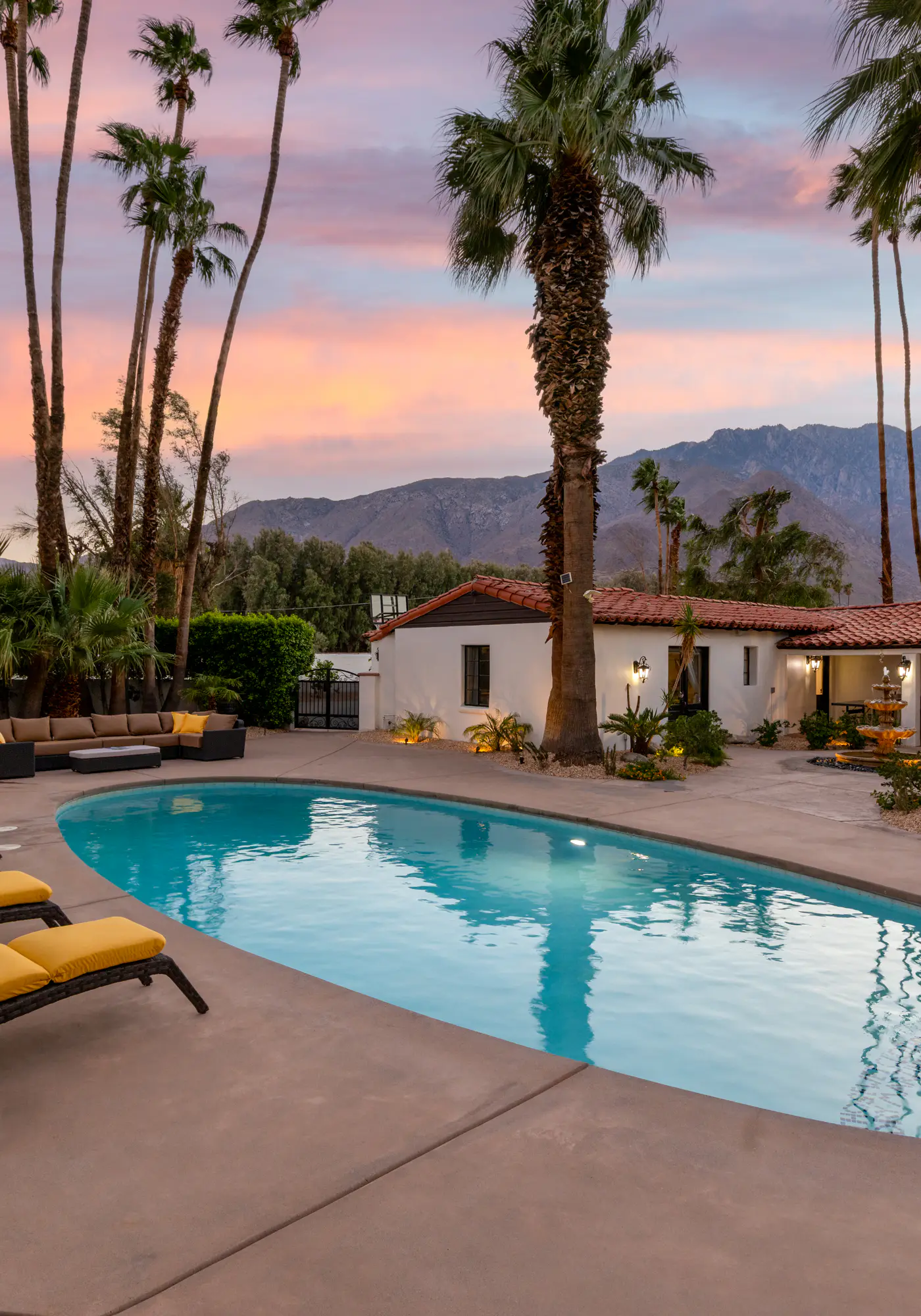 77 Palms