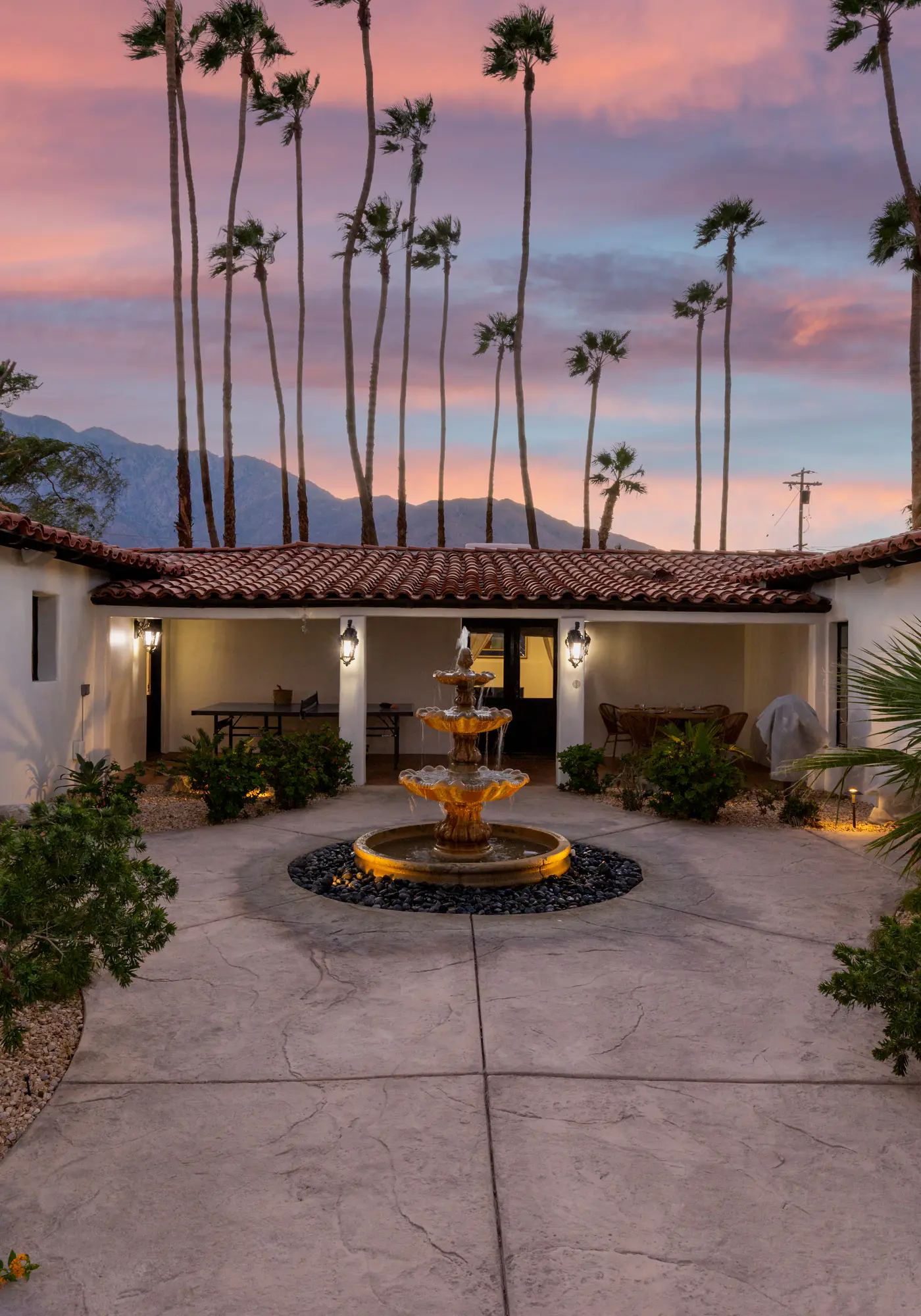77 Palms