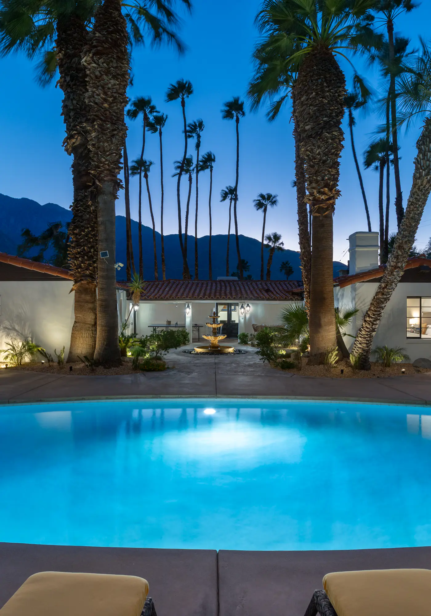 77 Palms