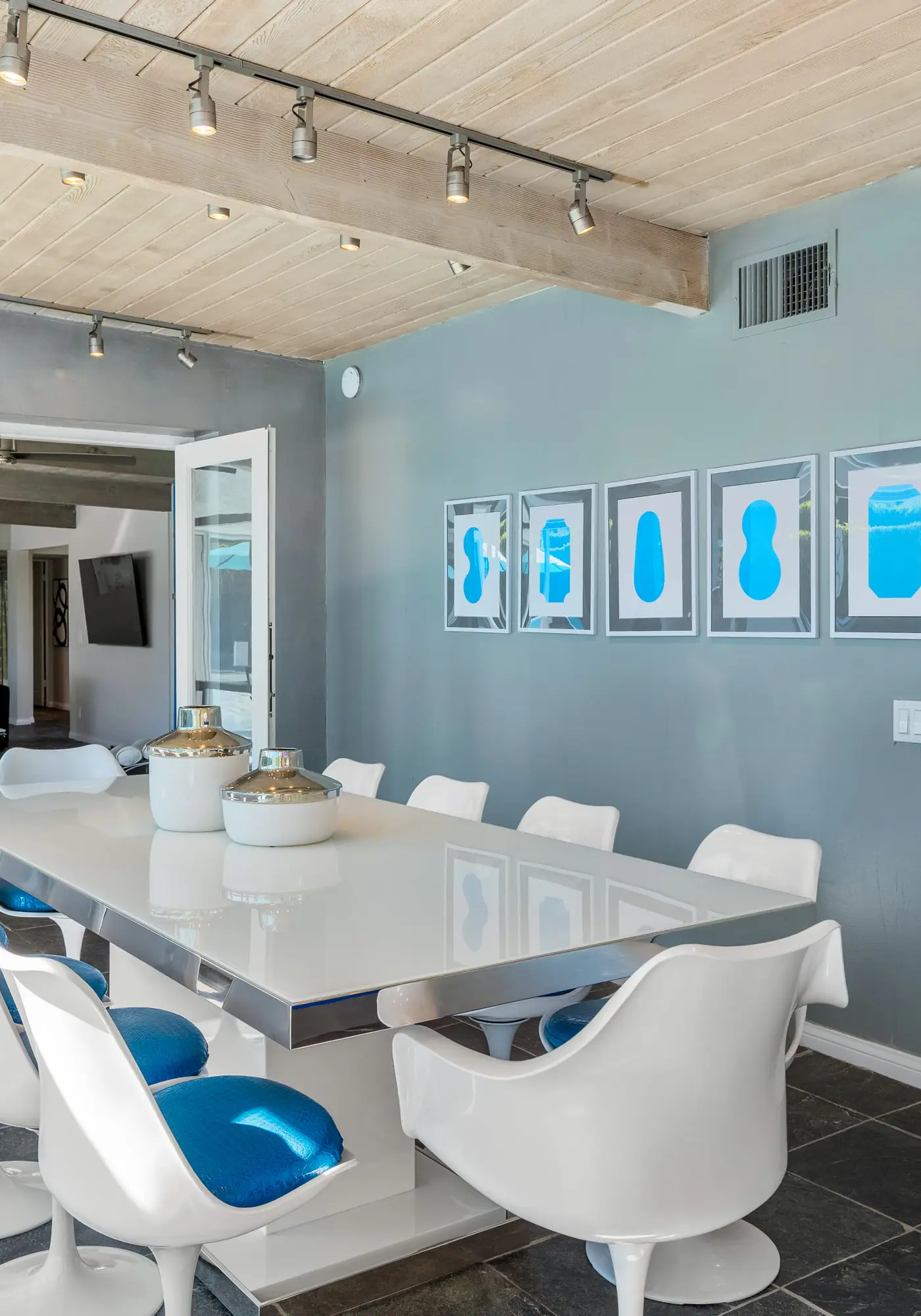 Azure Palms at Deepwell