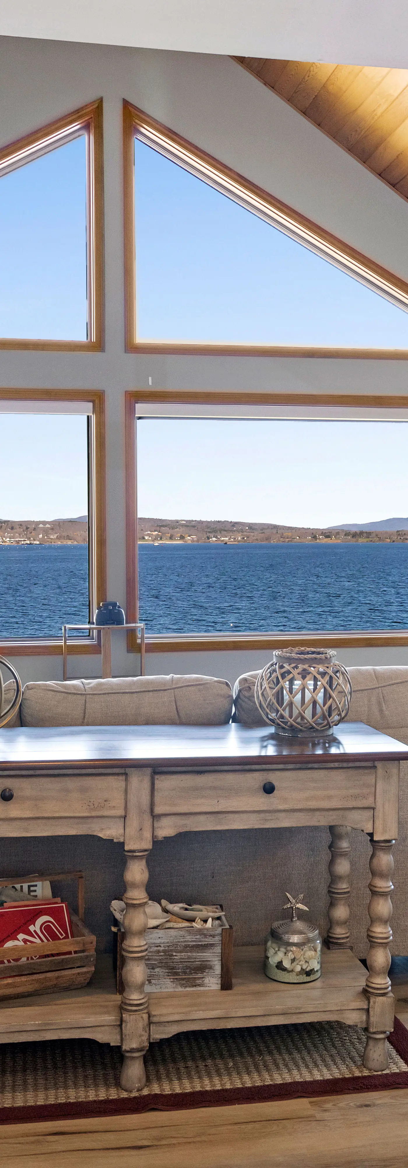 Lookout on Waters Edge