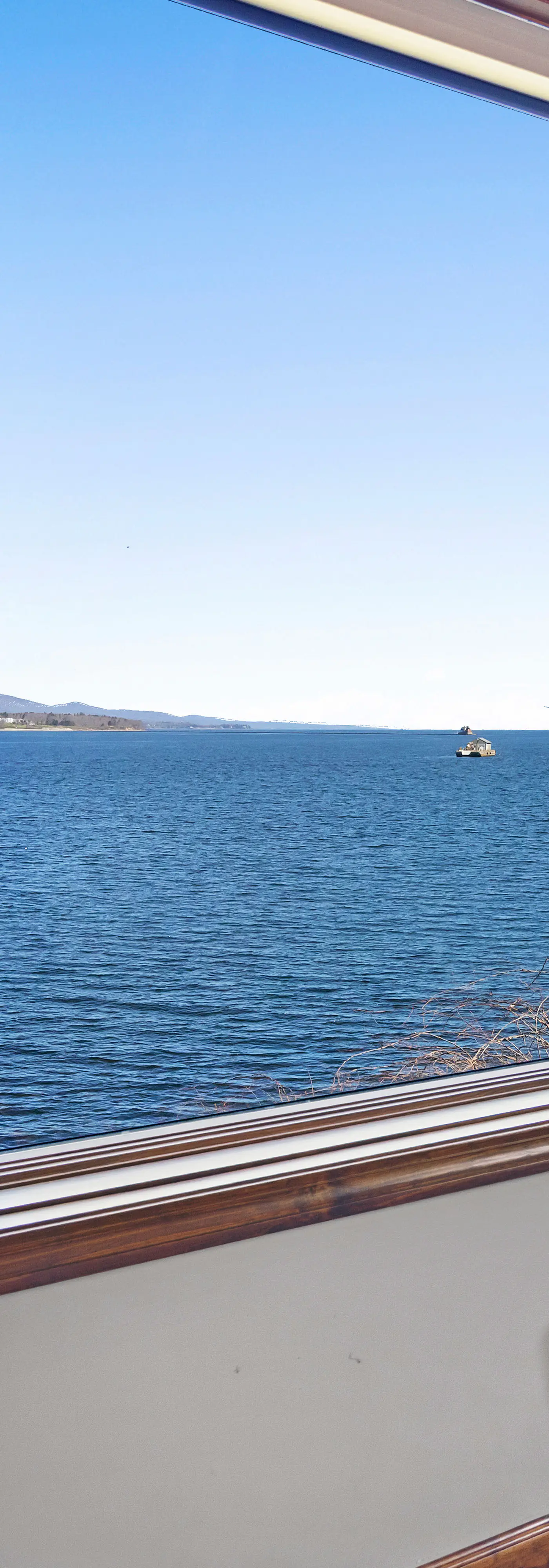 Lookout on Waters Edge