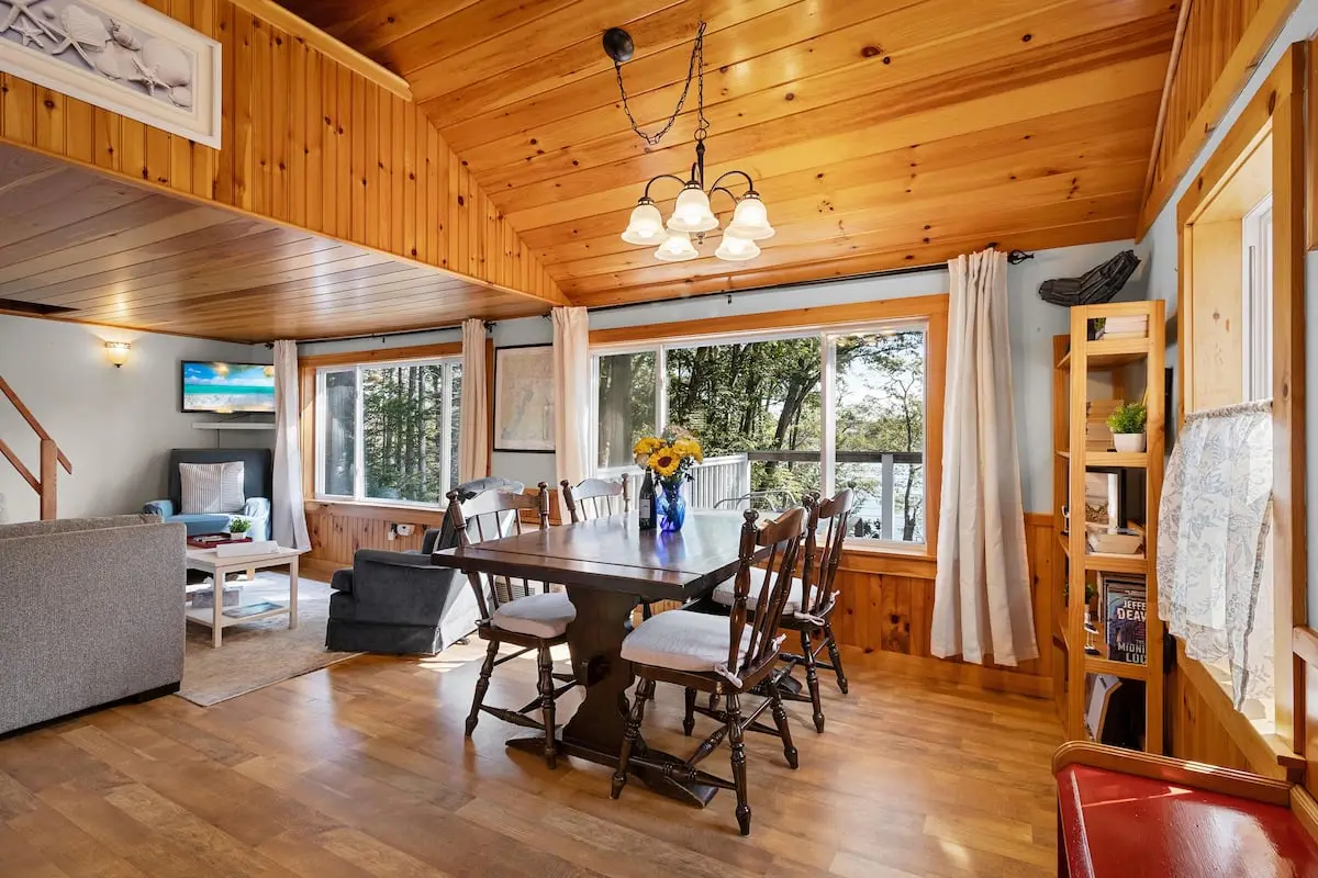 Settlers Cottage