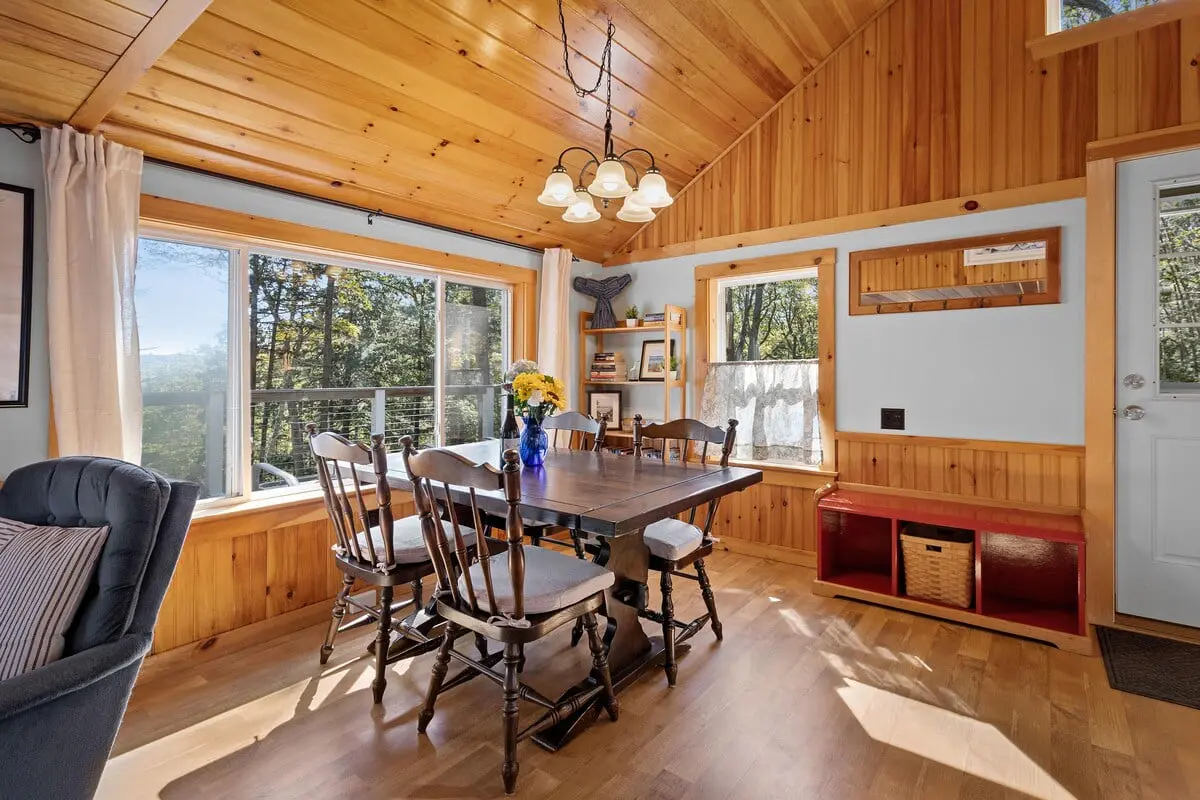 Settlers Cottage