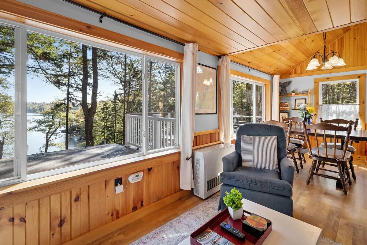 Settlers Cottage