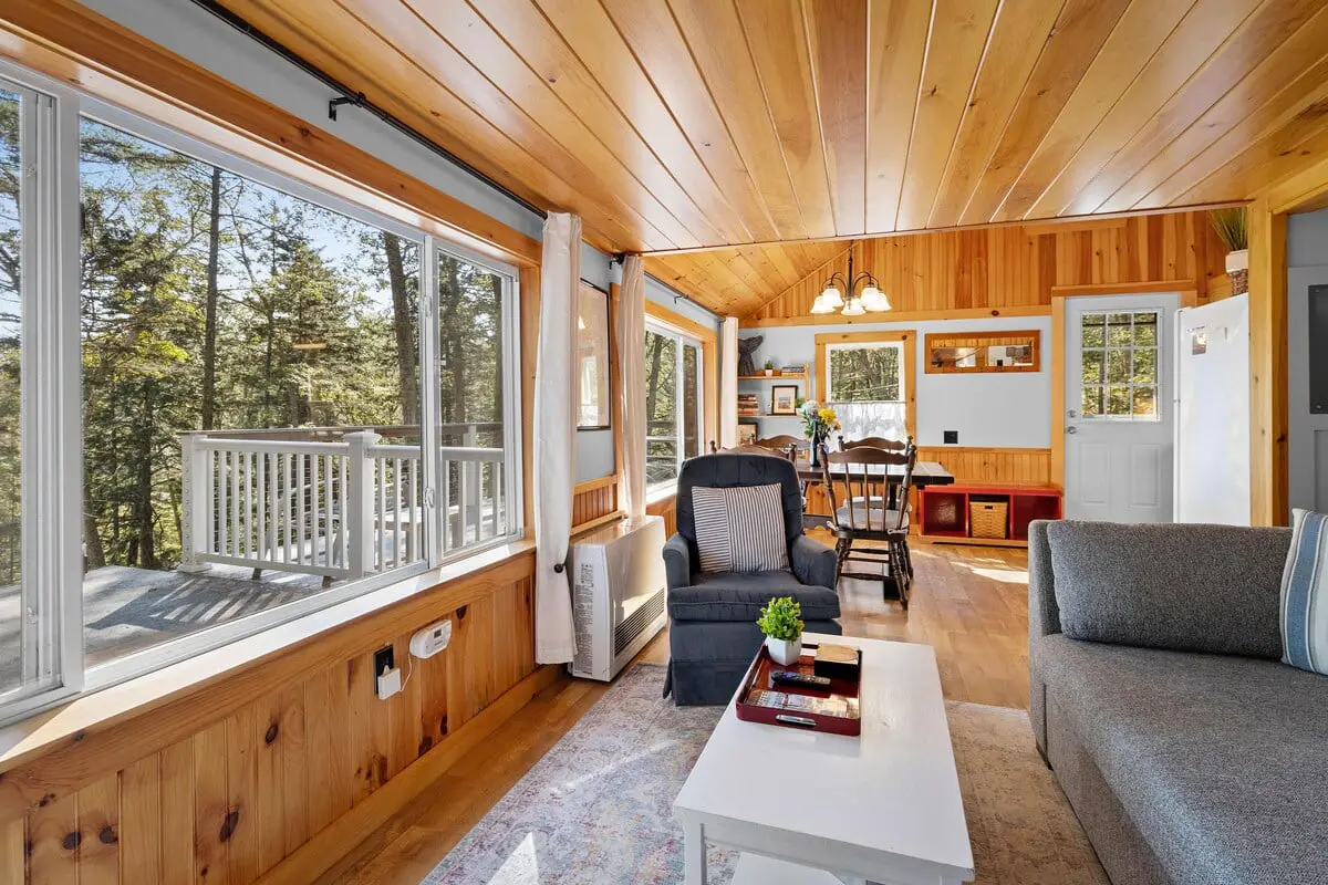 Settlers Cottage
