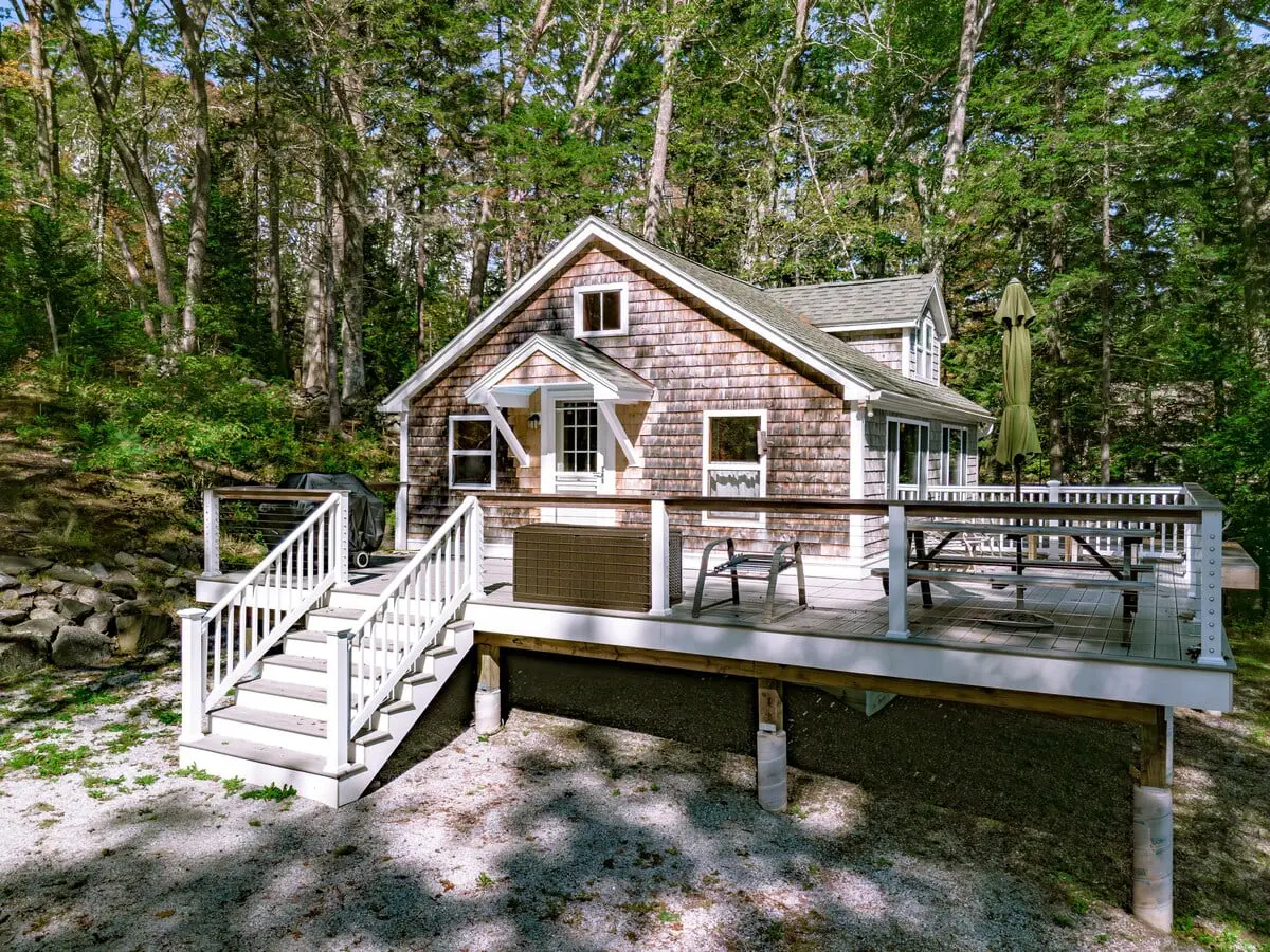 Settlers Cottage