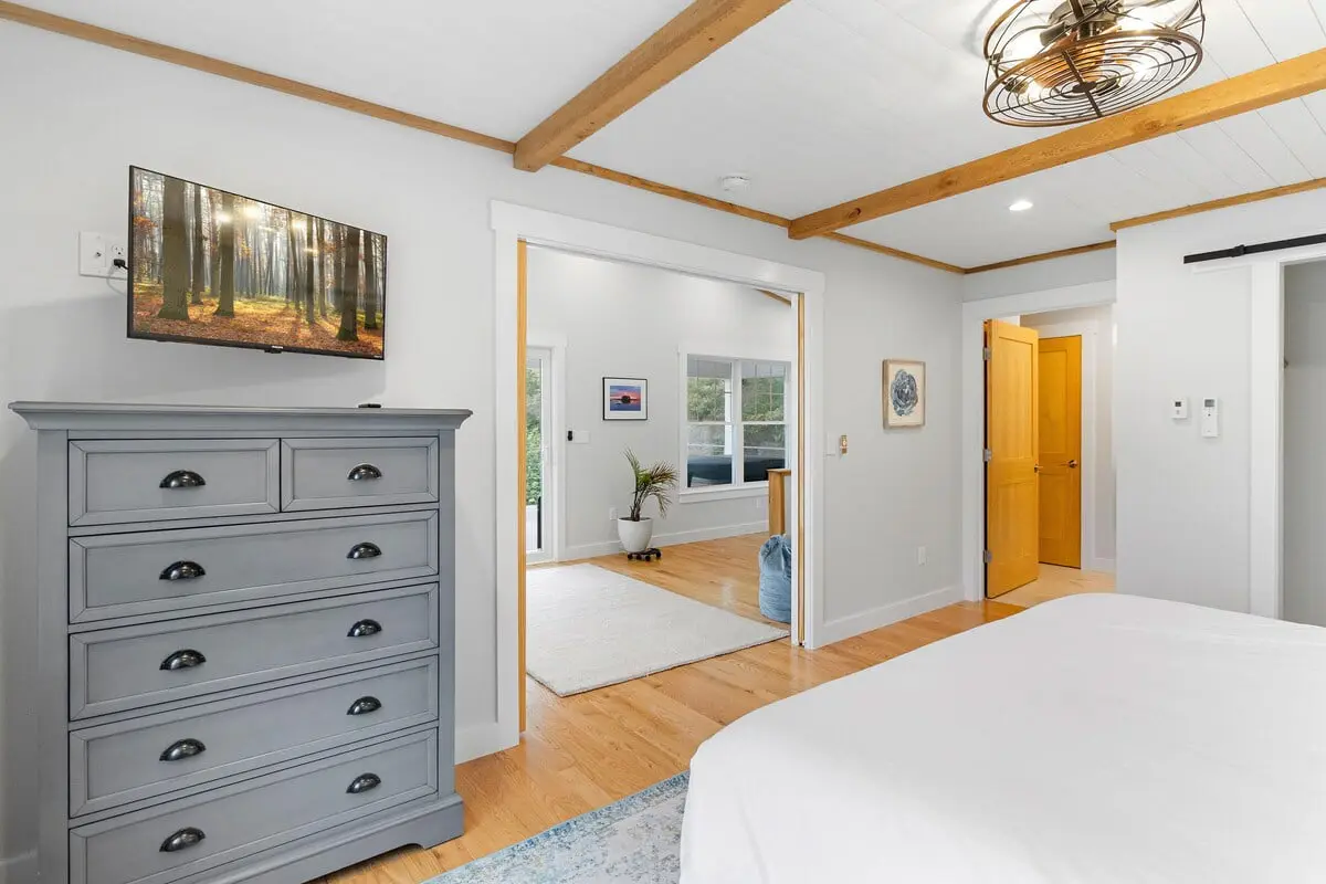 Captain's Quarters
