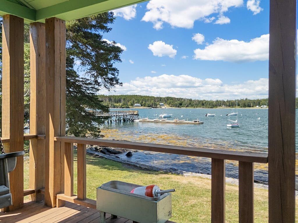 Marshall Point Cottage, classic 5-bedroom