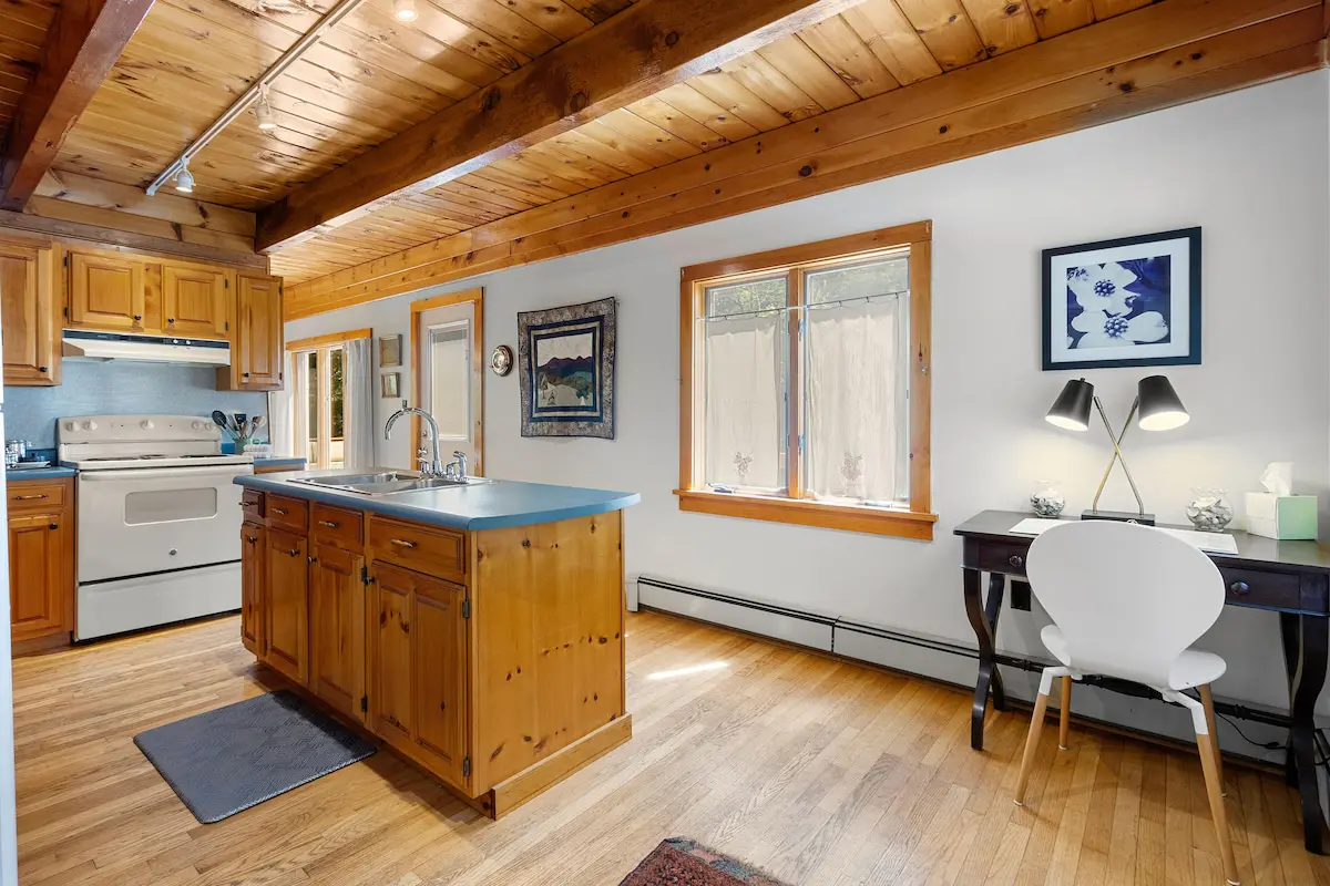 Boothbay Birch Cottage