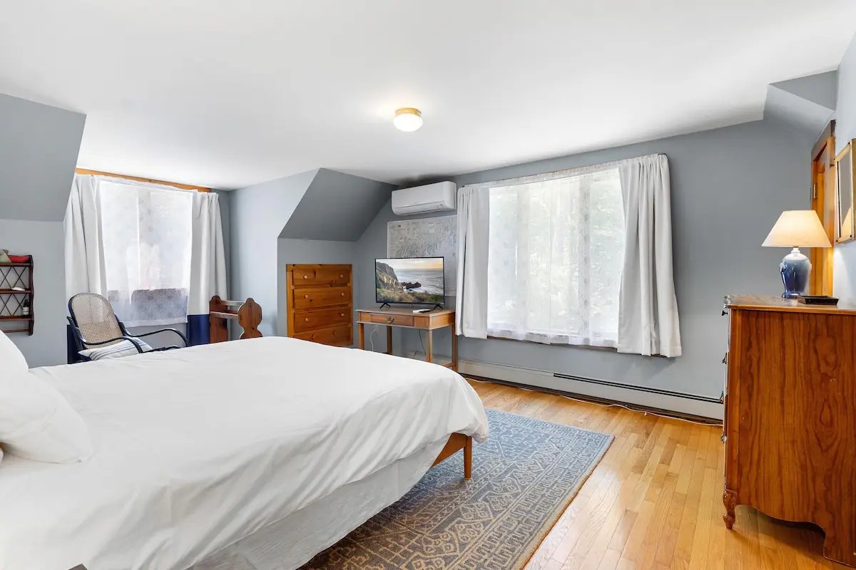 Boothbay Birch Cottage