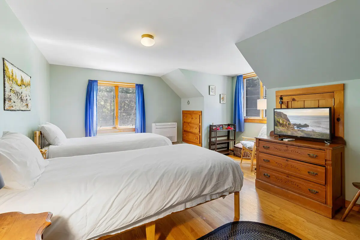 Boothbay Birch Cottage