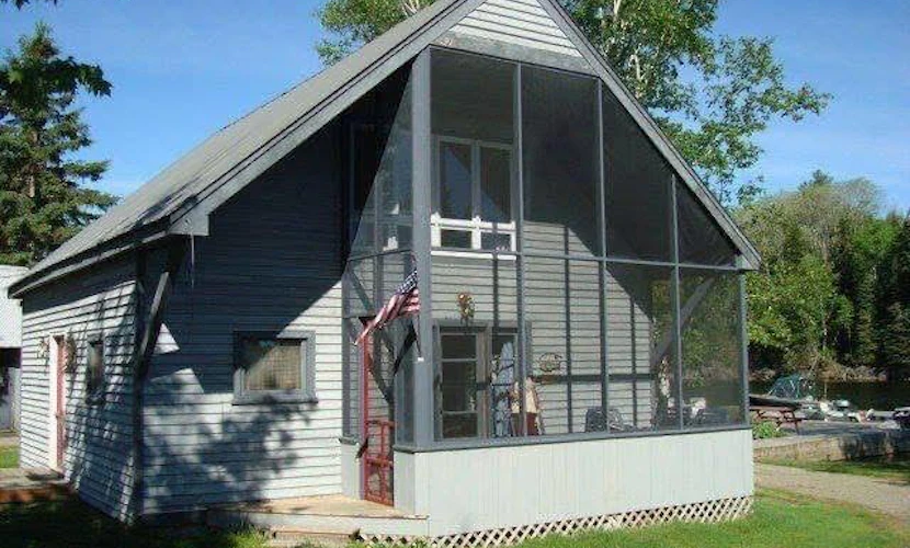 Morning Glory - Moose River Cabin | Spacious Famil