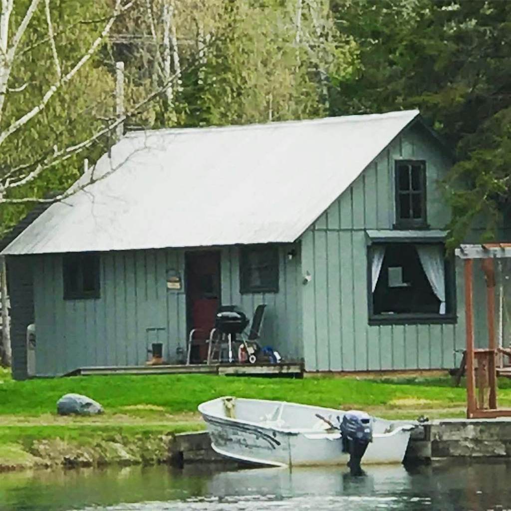 Royal Coachman | Cozy Moose River Cabin Near Moose