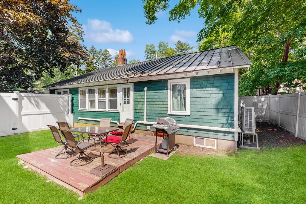 Updated, Century-Old Home w/ Glass Porch - Walk into Town/Acadia