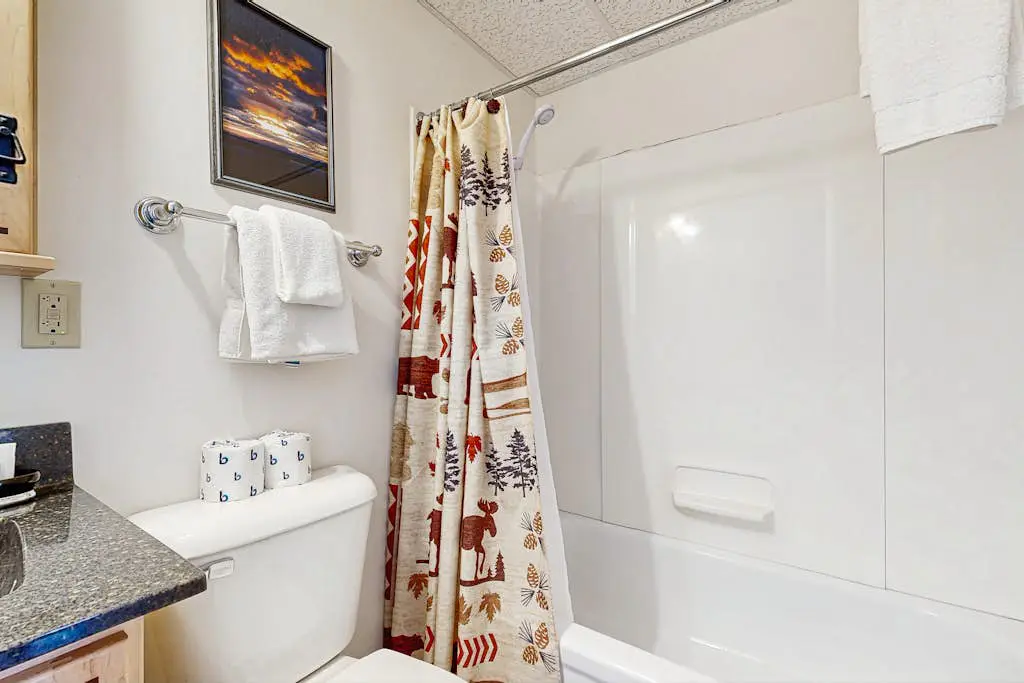 Greenview Condo