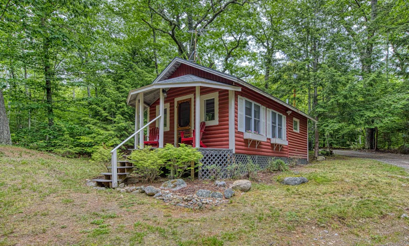 Updated lakefront cottage with shared boat dock - near Acadia