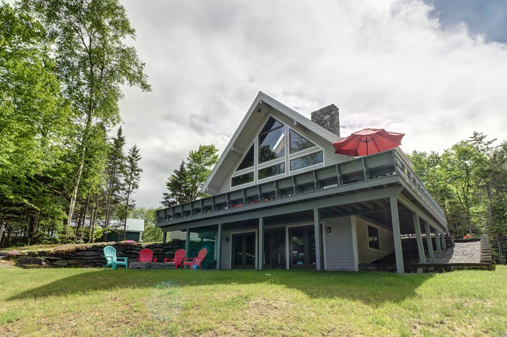 Lakeside Chalet