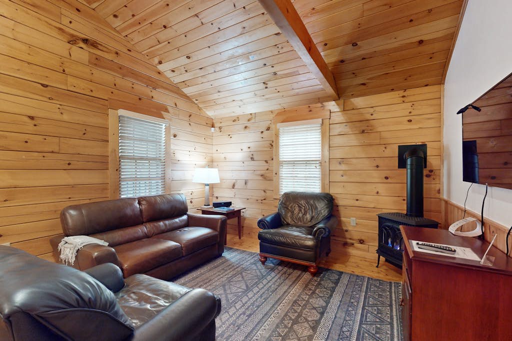 Dogwood Cabin 83
