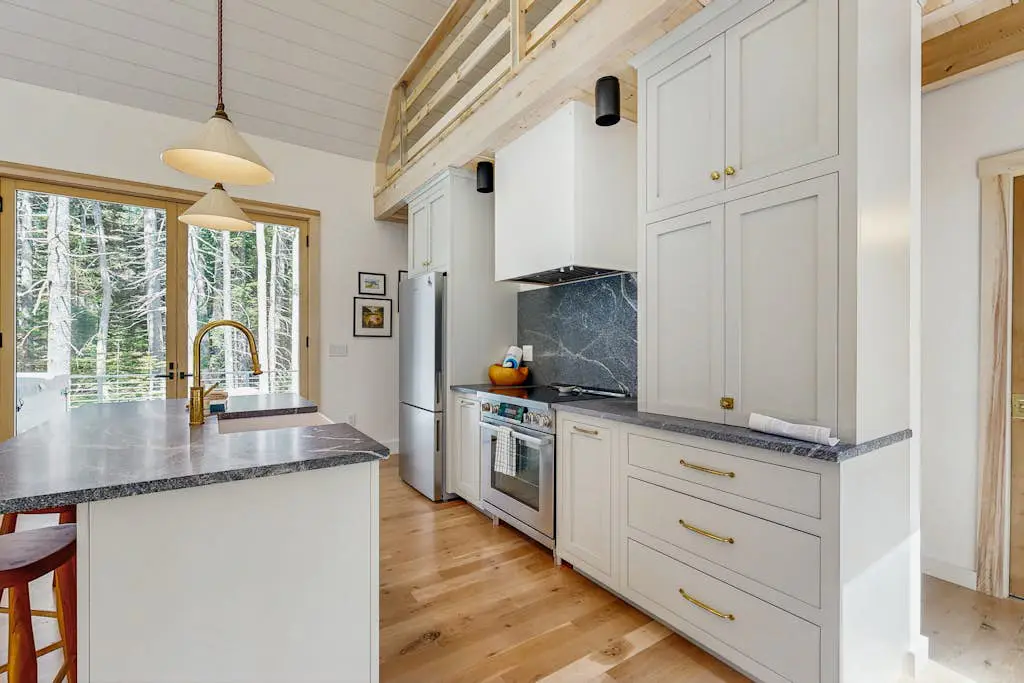 Spruce Shores Retreat