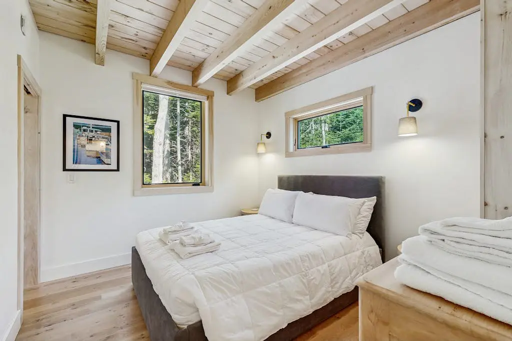 Spruce Shores Retreat