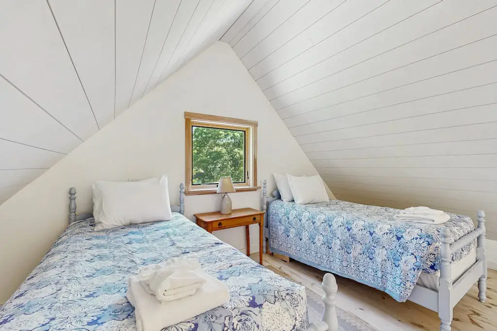 Spruce Shores Retreat