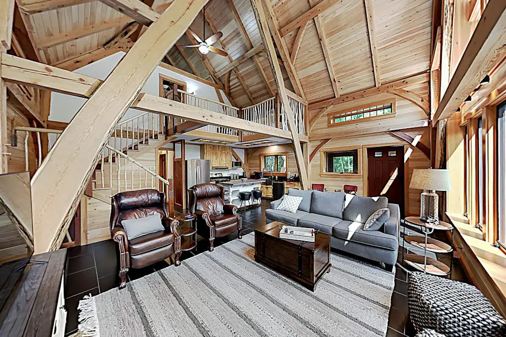 The Lazy Lumberjack Cottages