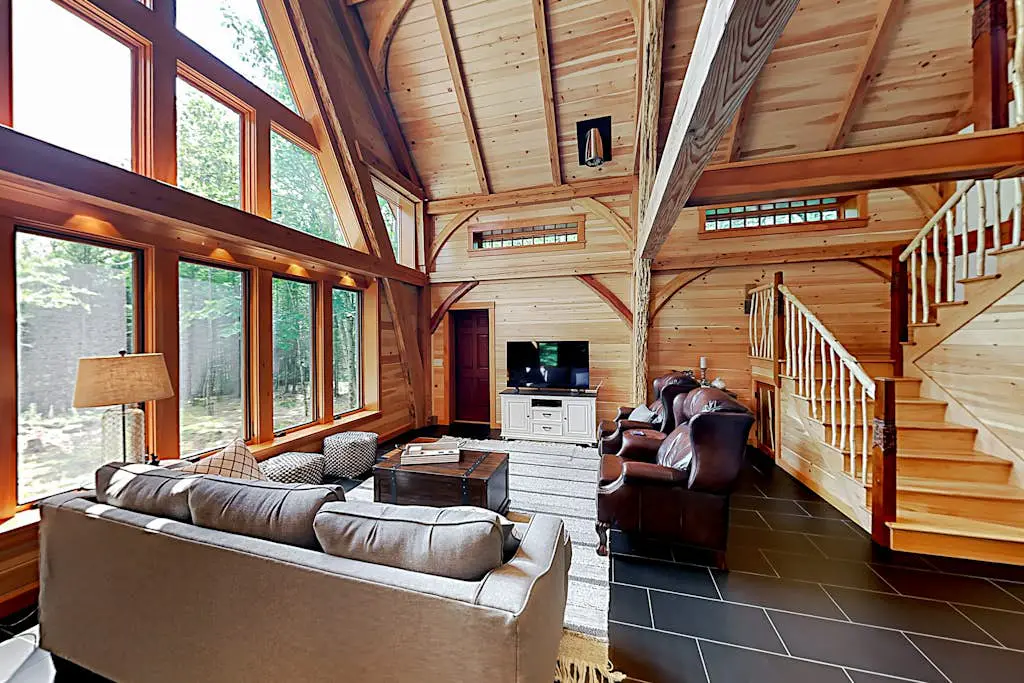 The Lazy Lumberjack Cottages
