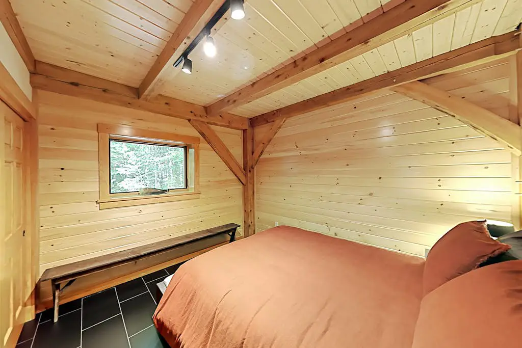 The Lazy Lumberjack Cottages