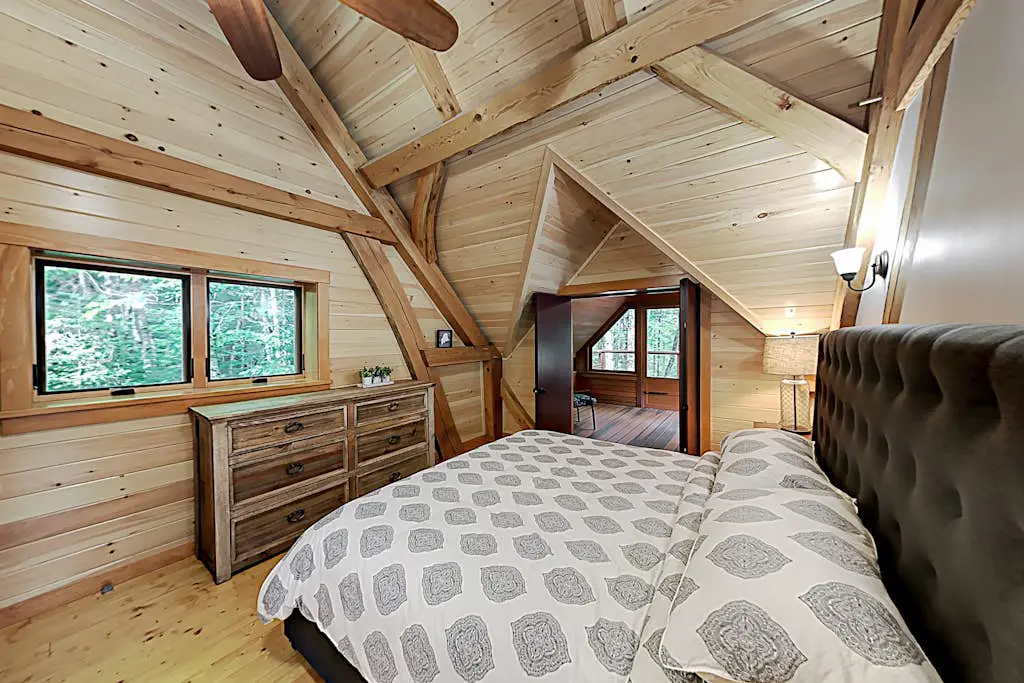 The Lazy Lumberjack Cottages