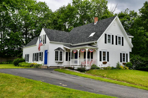 Historic Home w/ Gas Fireplace, Fast WiFi, & Private W/D - Snowbird-Friendly