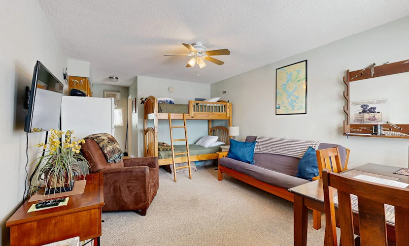 Studio with shared dock & amazing view of Moosehead Lake & Mt. Kineo