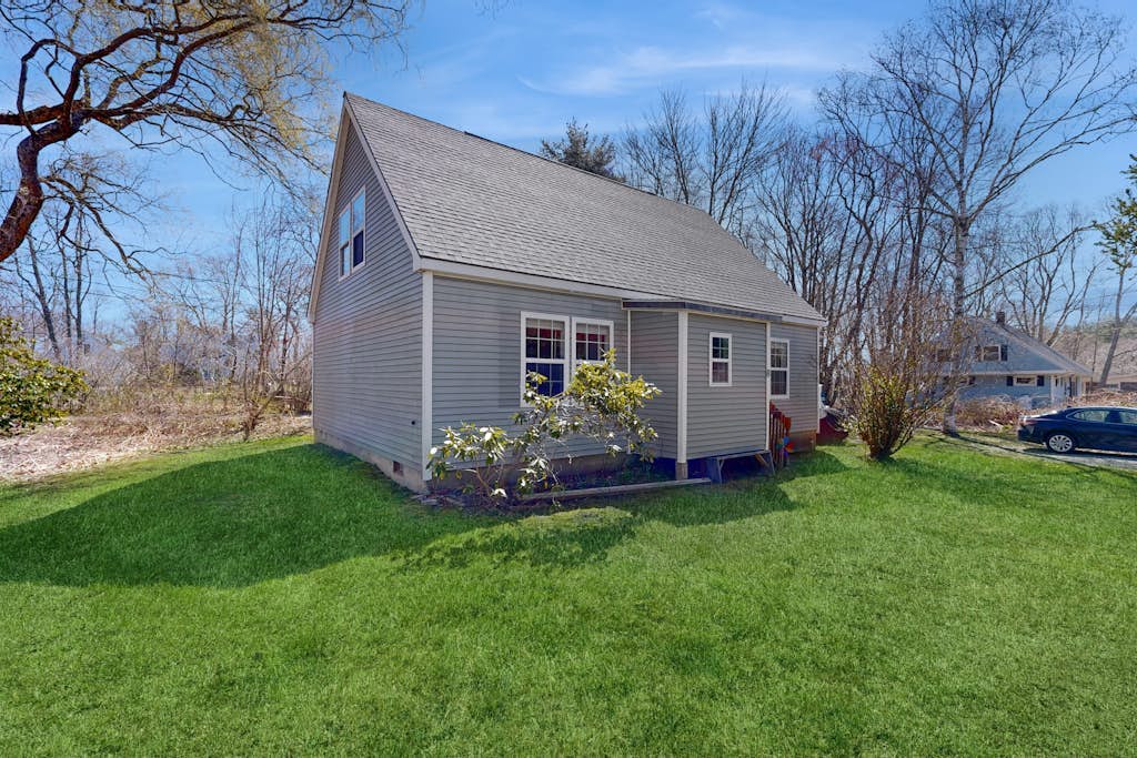 Dog-friendly home with deck, pool table, & firepit - walk to downtown Boothbay