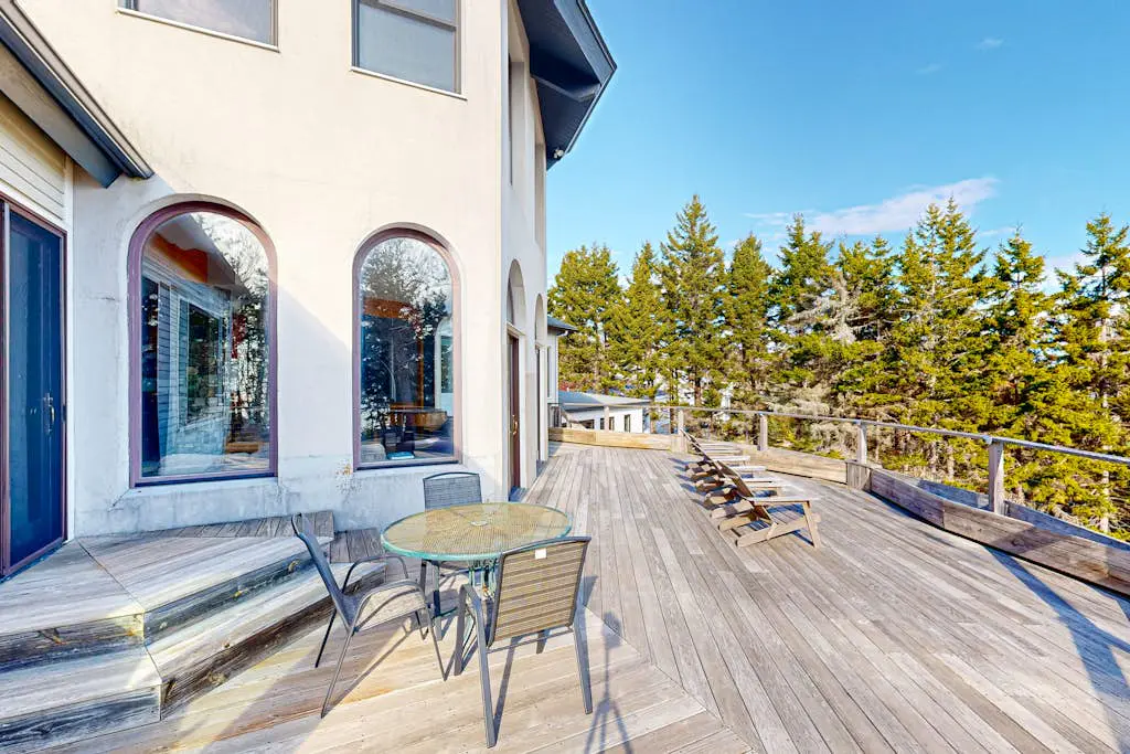 Oceanfront Gem