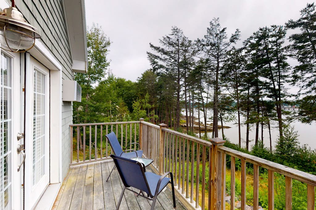Stylish Condo at Sheepscot Harbor Resort w/Free WiFi, River Views, & Balcony